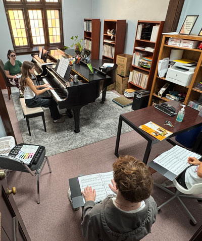 Students in studio class